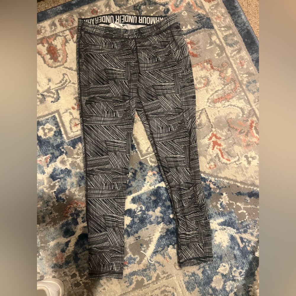 Under Armour Black and White Patterned Leggings